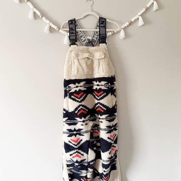 NWT FP Movement Printed Hit The Slopes Salopette Black Fairisle Combo Size Small - Picture 12 of 13